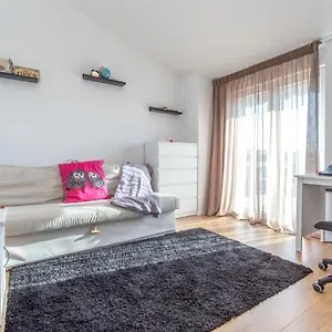 apartmani-lucija-porec.in-istria.net/