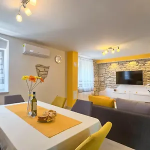 apartment-viola-2019.in-istria.net/